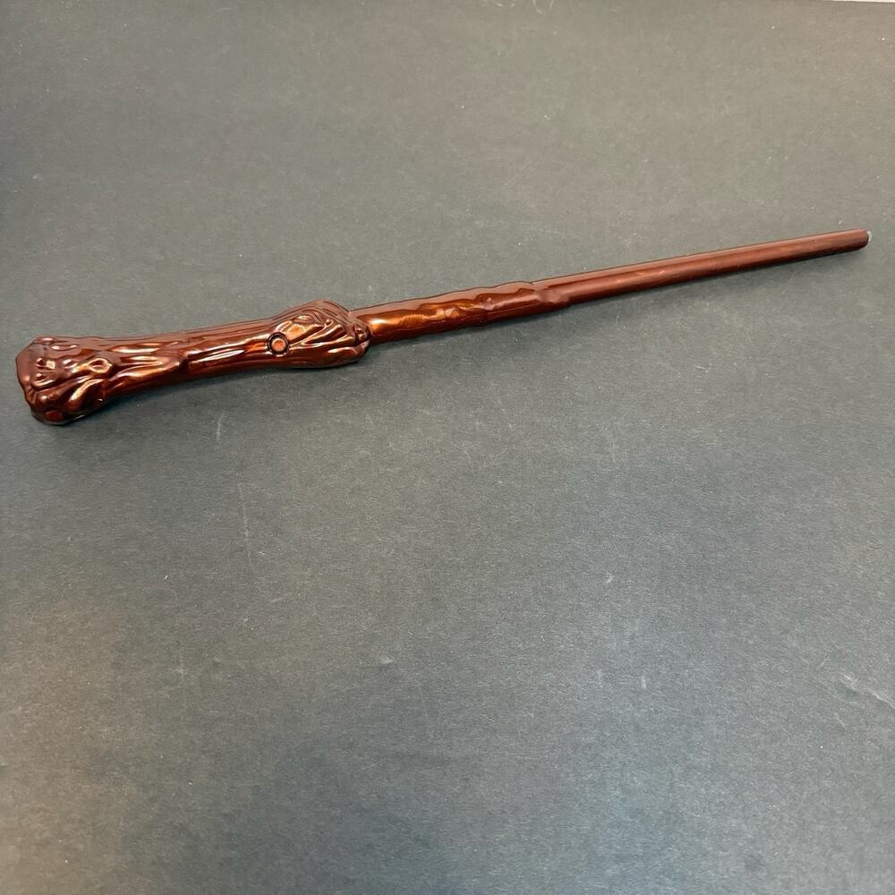 Harry Potter Light Up With Sound Making Wand - Picture 3 of 4